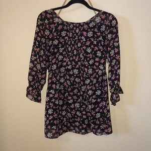 Adorable Floral FP Tunic!